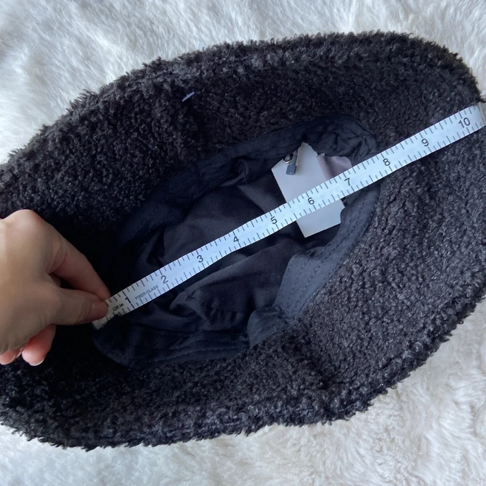 Vince Camuto black bucket hat faux shearling teddy cozy fall accessory OSFM